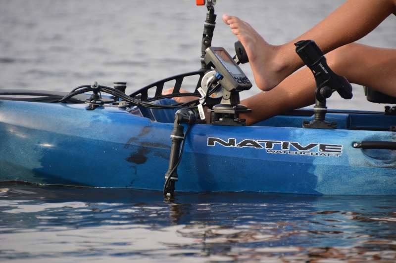 How to fit a Fishfinder to a kayak or canoe with the RAILBLAZA Kayak & Canoe  Sounder Base & Transducer Mount RAILBLAZA